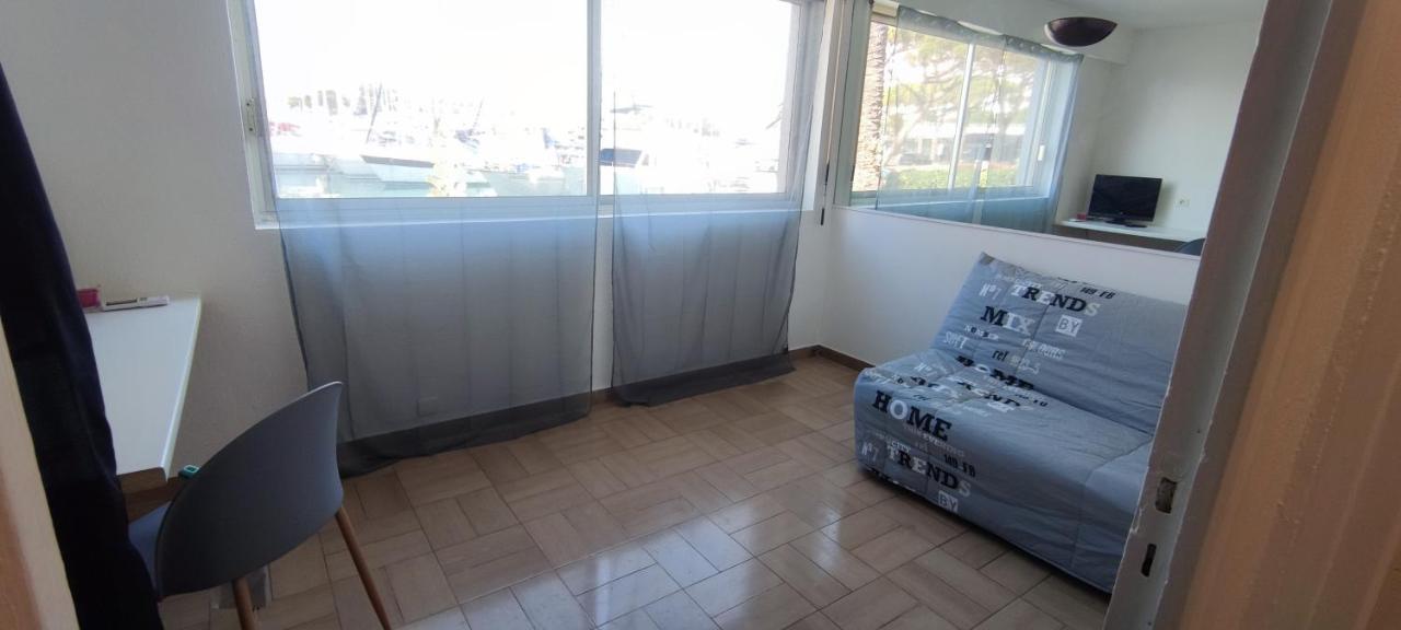 Studio Meuble Marina Villeneuve-Loubet 06 Exterior photo